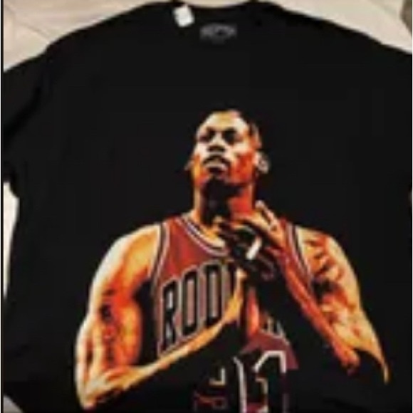 Dennis Rodman Graphic basketball tshirt - Picture 2 of 2